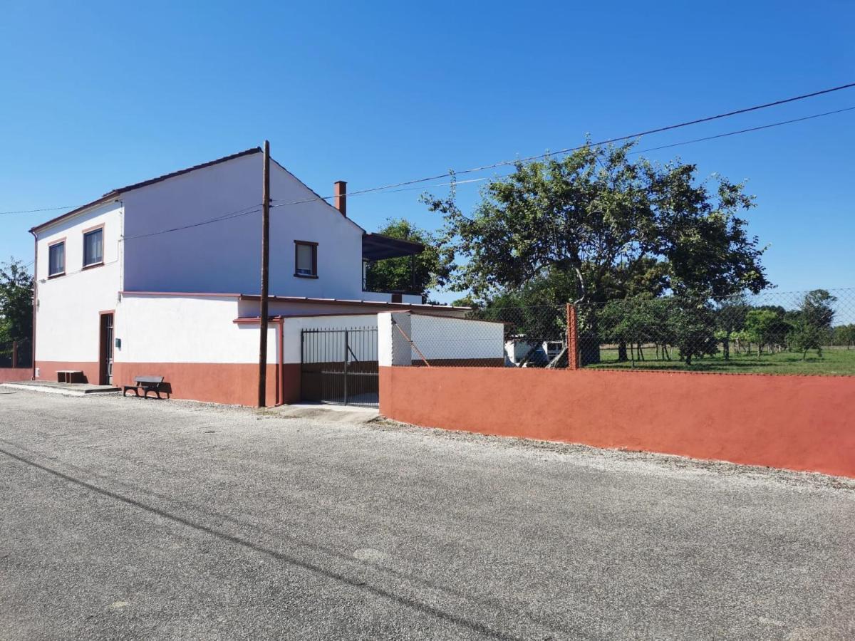 Casa Diego 蒙福特·德·莱蒙斯 外观 照片